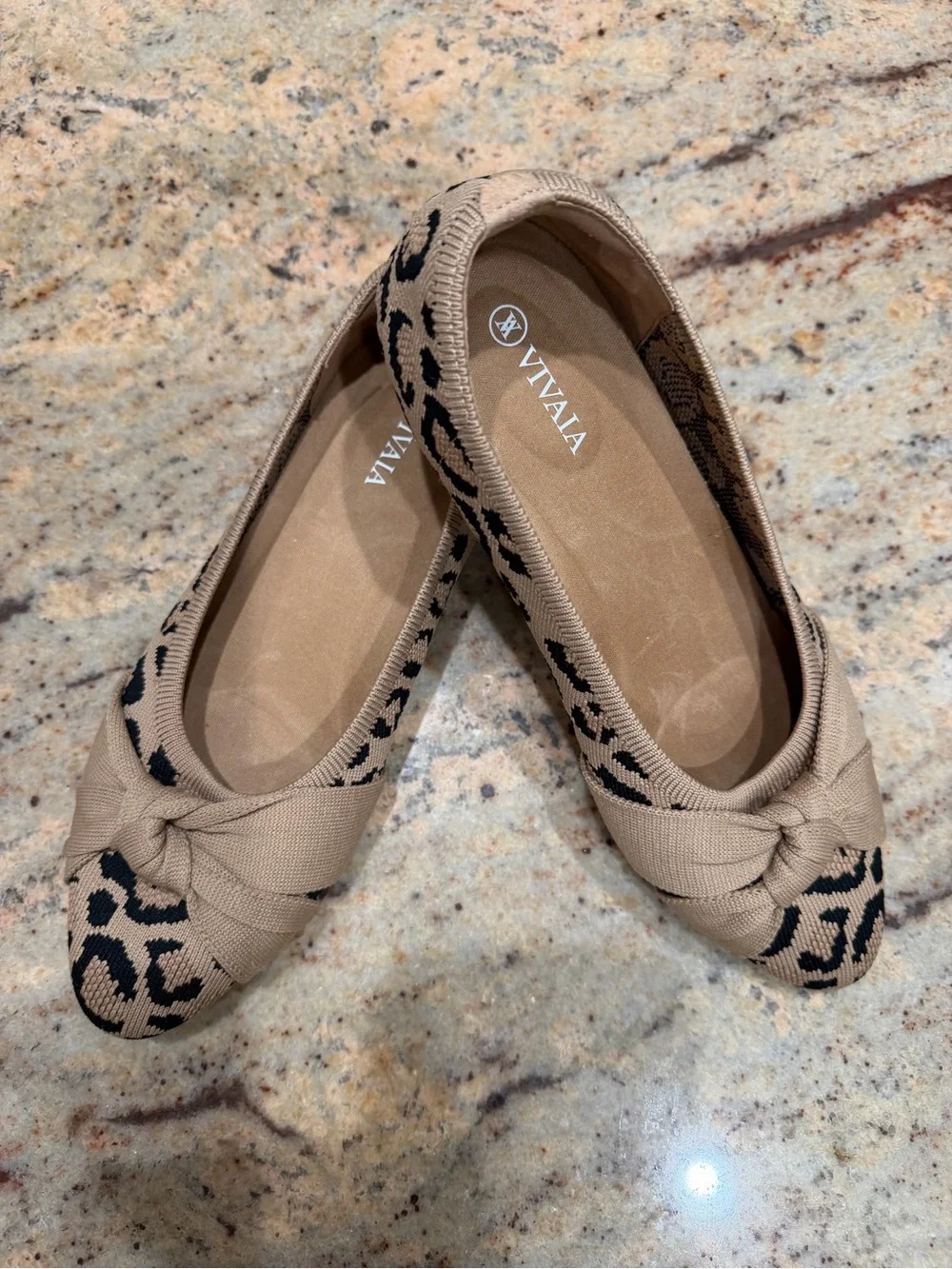 Vivaia Tan & Black Leopard-Print Knot Ballet Flats size 7  (37.5)